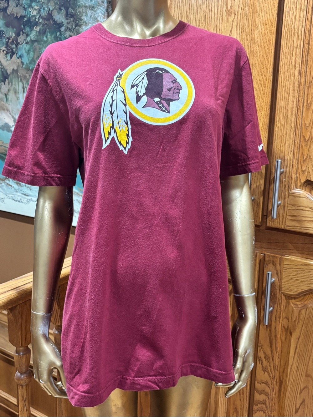 Men's Maroon Graphic Team Logo T-Shirt